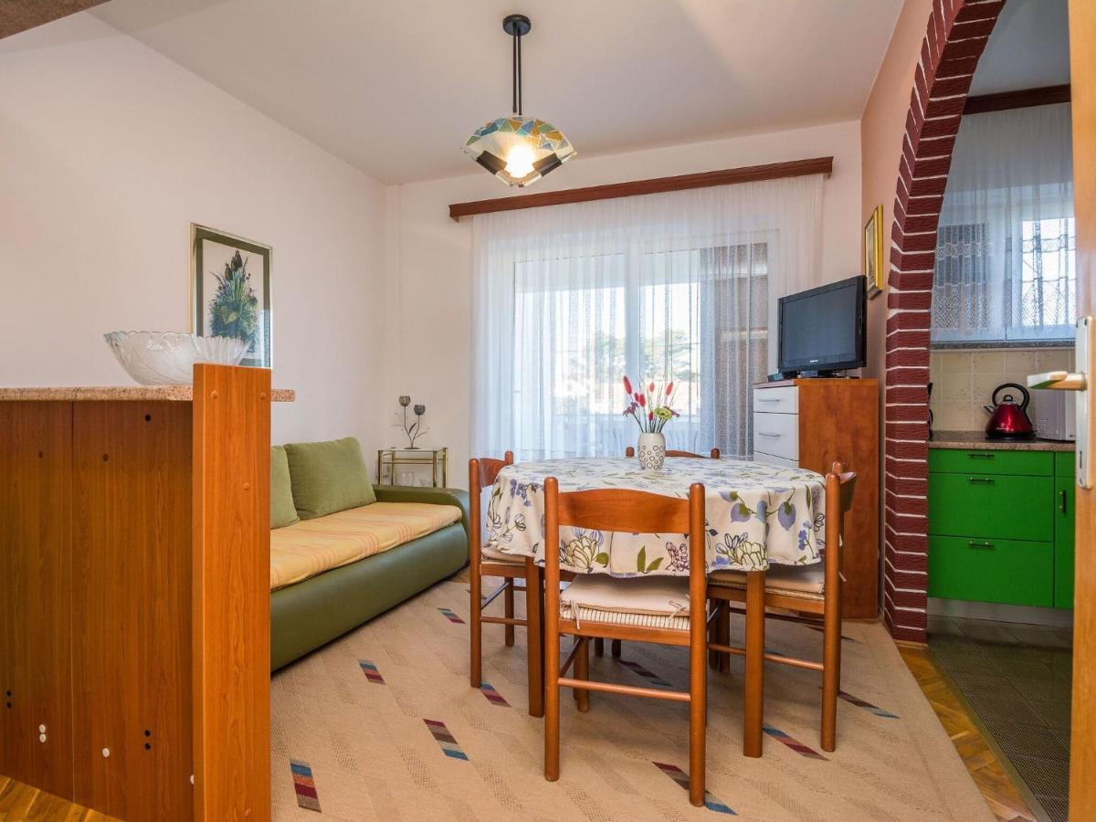 Apartments In House Liveric, In Vir At The Beach Kültér fotó