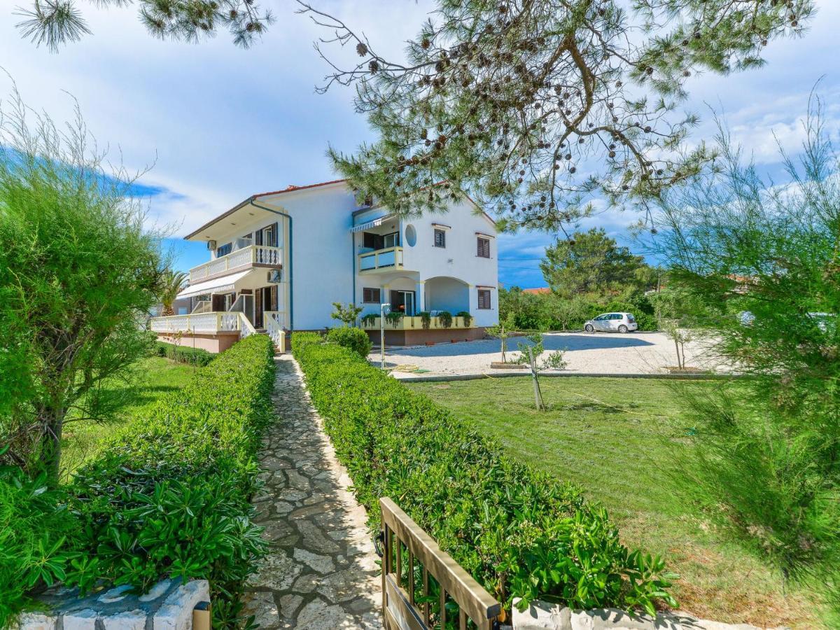 Apartments In House Liveric, In Vir At The Beach Kültér fotó