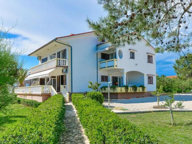 Apartments In House Liveric, In Vir At The Beach Kültér fotó